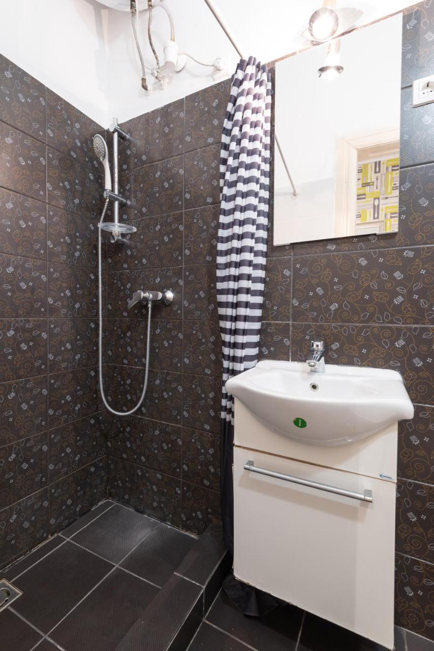 Standard Apartment By Hi5 - West End Center ブダペスト エクステリア 写真