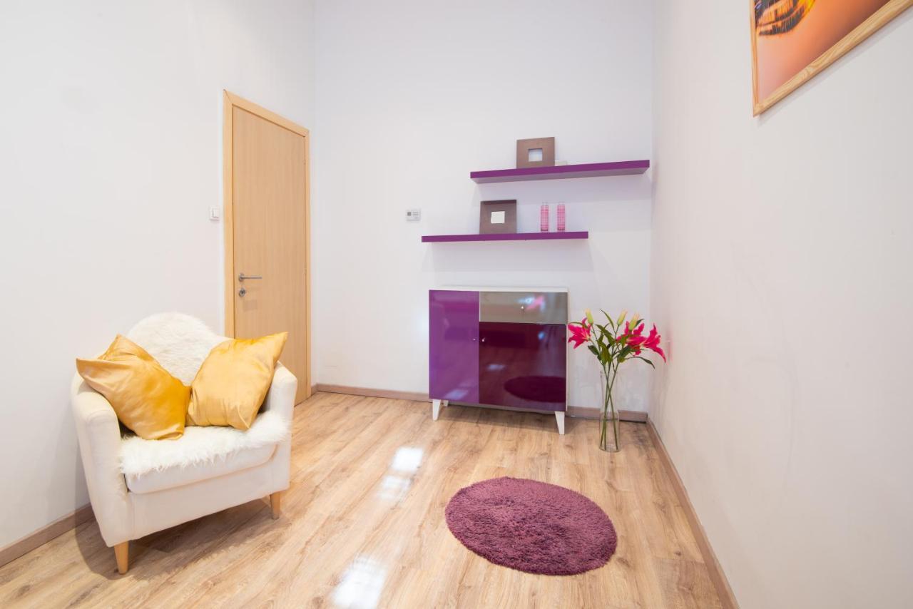 Standard Apartment By Hi5 - West End Center ブダペスト エクステリア 写真